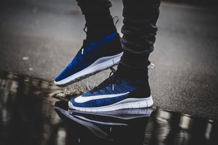 ナイキ フリー フライニット マーキュリアル ブラック/ホワイト