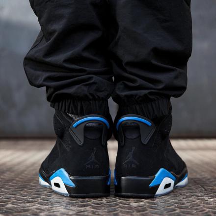 国内12月2日発売予定】 ナイキ エアジョーダン6 レトロ ブラック