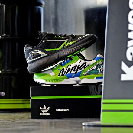 国内4月14日発売予定】カワサキ × アディダス オリジナルス 