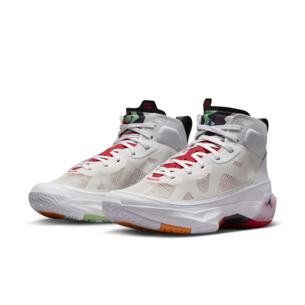 国内販売中/9月26日発売予定】ナイキ エアジョーダン 37 PF 