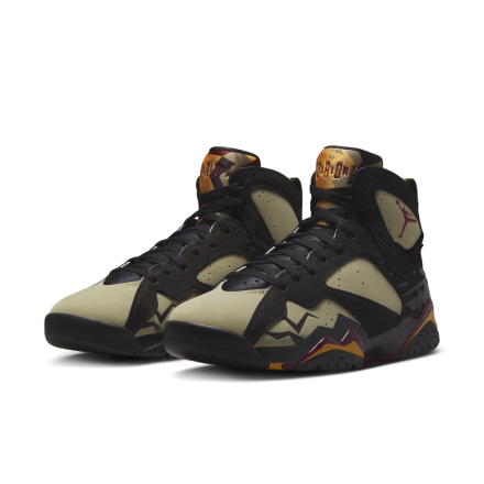 国内12月17日発売予定】ナイキ エアジョーダン 7 レトロ SE 