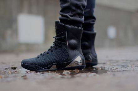 国内1月17日発売予定】 ナイキ コービー9 KRM ブラック/ブラック