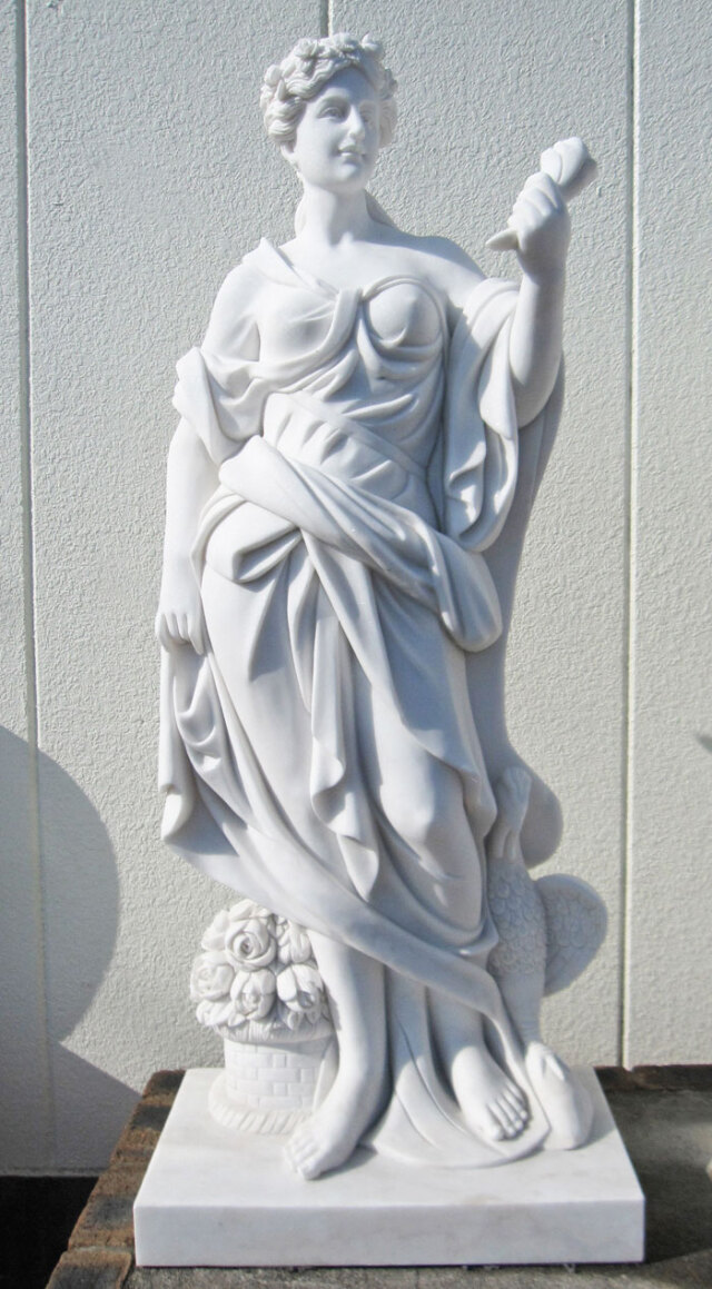 天然大理石彫刻（石像） 花飾りのヴィーナス（乙女像）の販売ページです。