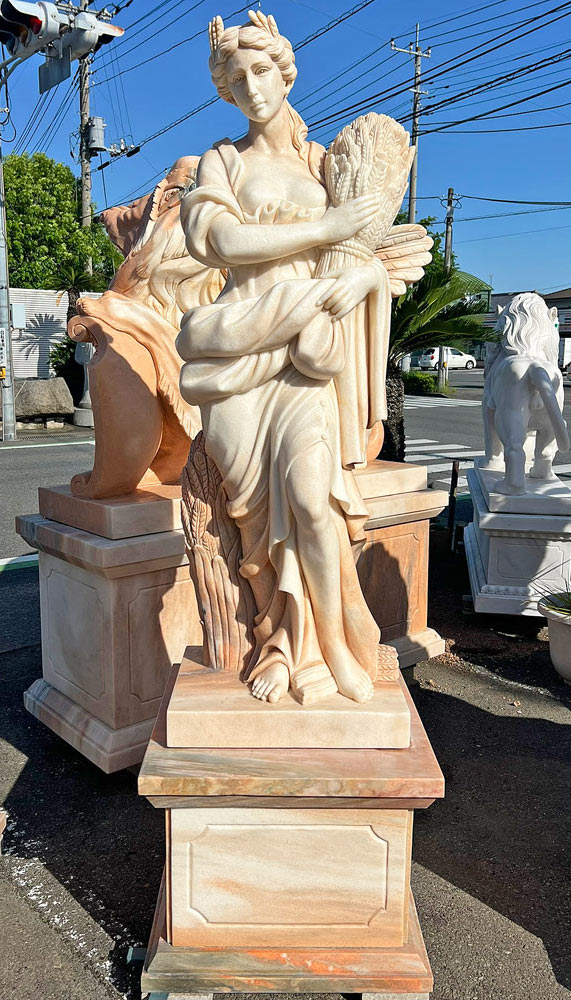 天然大理石彫刻 豊作のヴィーナス（秋） ピンク大理石｜希少ピンク