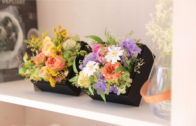 ＆BOX ボックスフラワー プリザーブドフラワー 敬老の日 2025花 誕生日