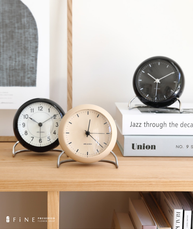 テーブルクロック ベージュギフト プレゼント 時計 置き時計