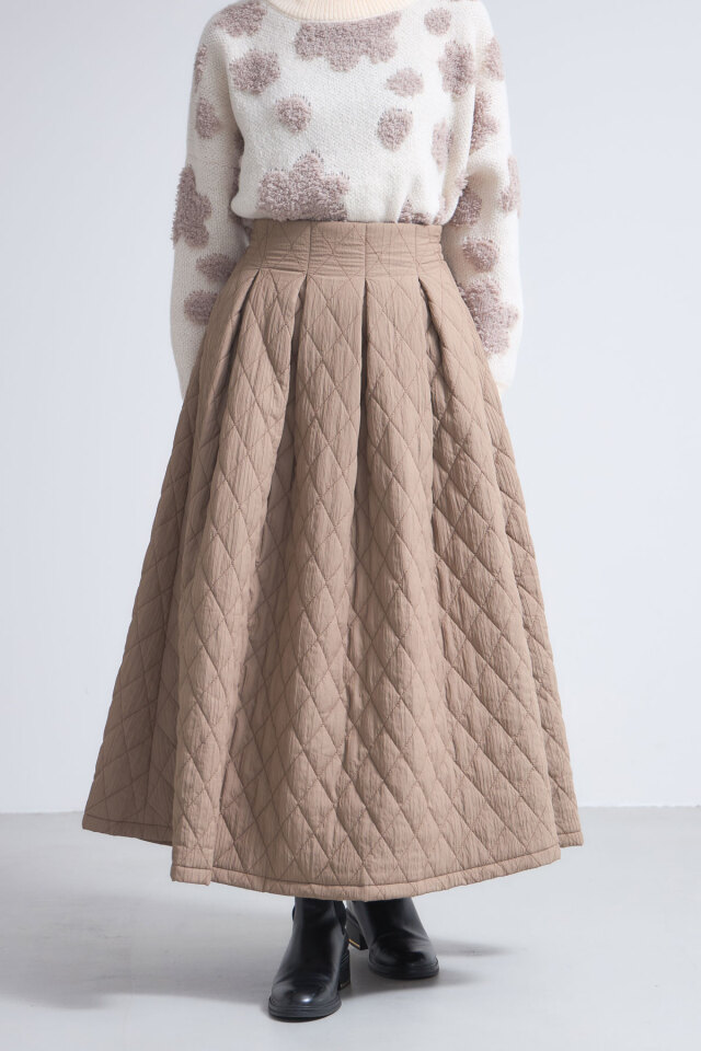 キルティングタックフレアスカート