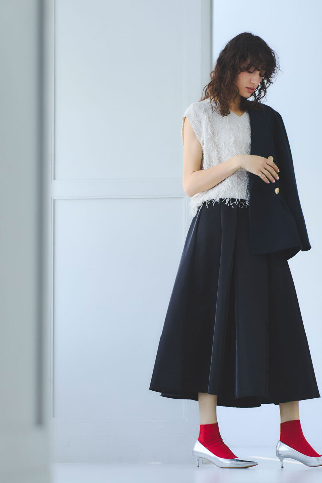 シャイニータックスカート