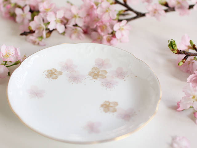 直営店限定＞桜シリーズ第3回「初御代桜」 15cm銘々皿ペアセット