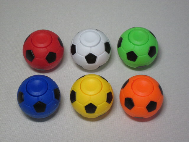 サッカーボールスピナー（25個入）