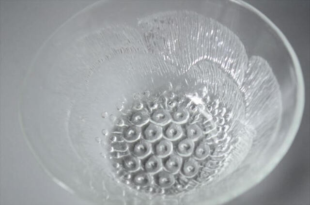 フィンランド製 Nuutajarvi ヌータヤルヴィ Pioni 12cm径 ガラスボウル