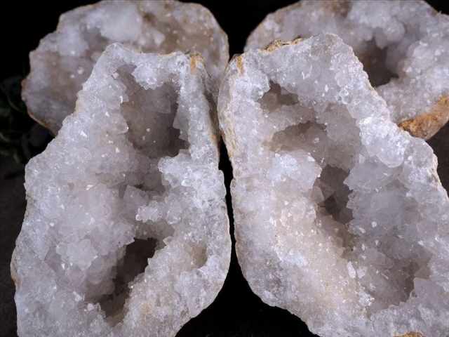 モロッコ産ジオード 晶洞 水晶 原石 約1kg-2kg 希少鉱物共生タイプも