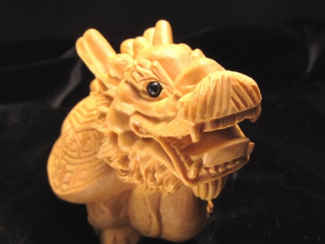 極上手彫り 木彫り ロングイ 龍亀 置物 幅約70mm 風水やインテリアに