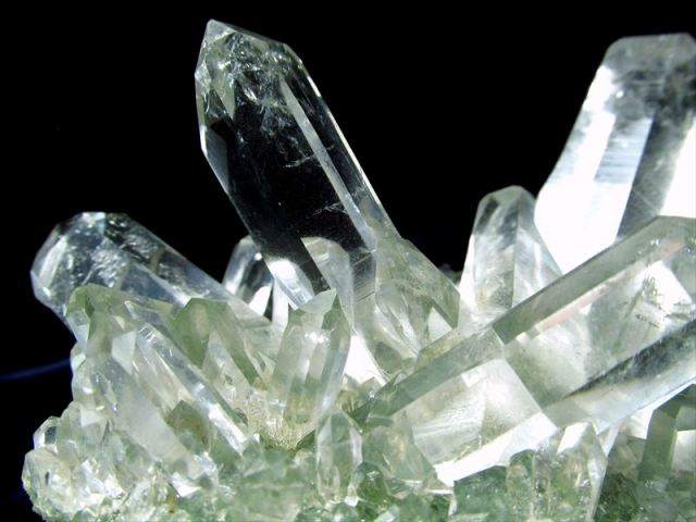 ヒマラヤ山脈の最高品質水晶 キングオブクォーツ 超レア マニハール産