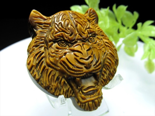 くっきりシラー タイガーアイ 虎 彫刻置物 1個売り 重さ約20g-30g 繊細