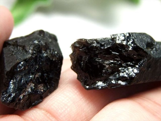激レア・浸食有り 天然黒水晶 モリオン 原石詰め合わせ 約200g 約4-8本