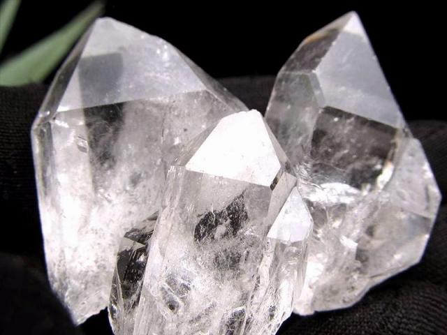 山盛り1キロ 天然水晶 結晶ポイント 詰め合わせ たっぷり約1kg入り 約