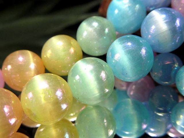 抜群のキャッツアイ効果 約8.5mm珠 マルチカラー オーラキャッツアイ