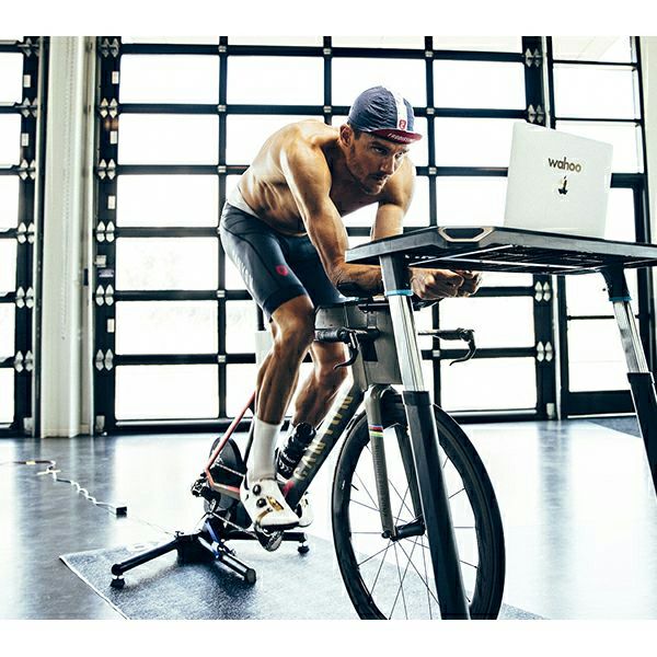 Wahoo (ワフー) 【K.O.M Bundle】 KICKR+KICKR CLIMB Smart Bike