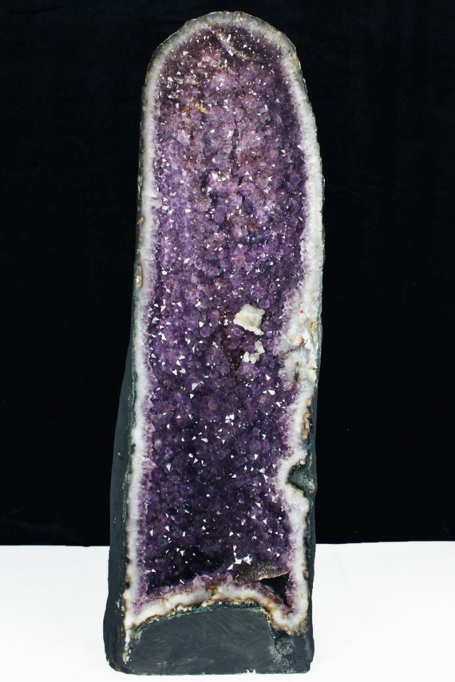 43.9Kg ブラジル産 アメジストドーム同梱不可 (特大品) [t611-9297]