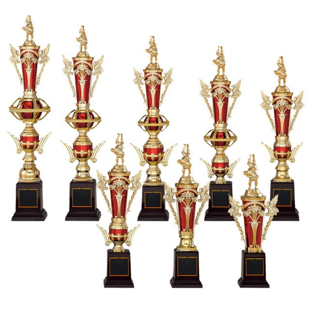 優勝トロフィー 樹脂製人形付きトロフィー T1029シリーズ（高さ230