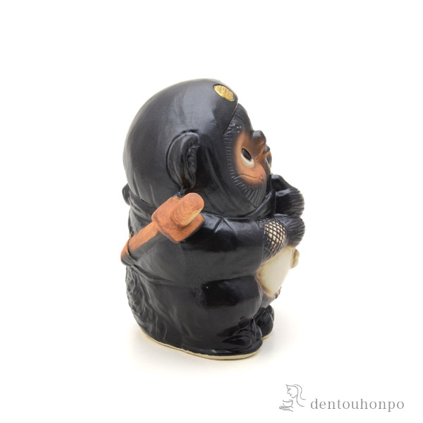 送料無料】 忍者狸 黒色 5号 / 置物 幸運 風水 縁起物 人気 信楽焼