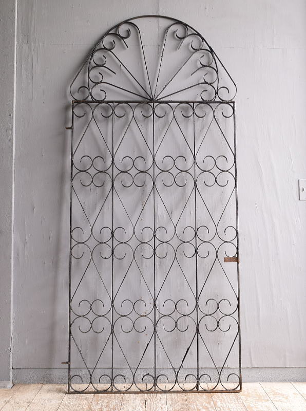 イギリスアンティーク アイアンフェンス ゲート柵 ガーデニング 11702