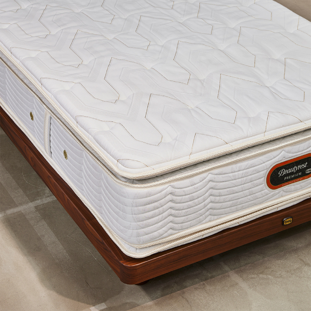 神宮前ゴールデンバリューピロートップ シモンズビューティレスト神宮前