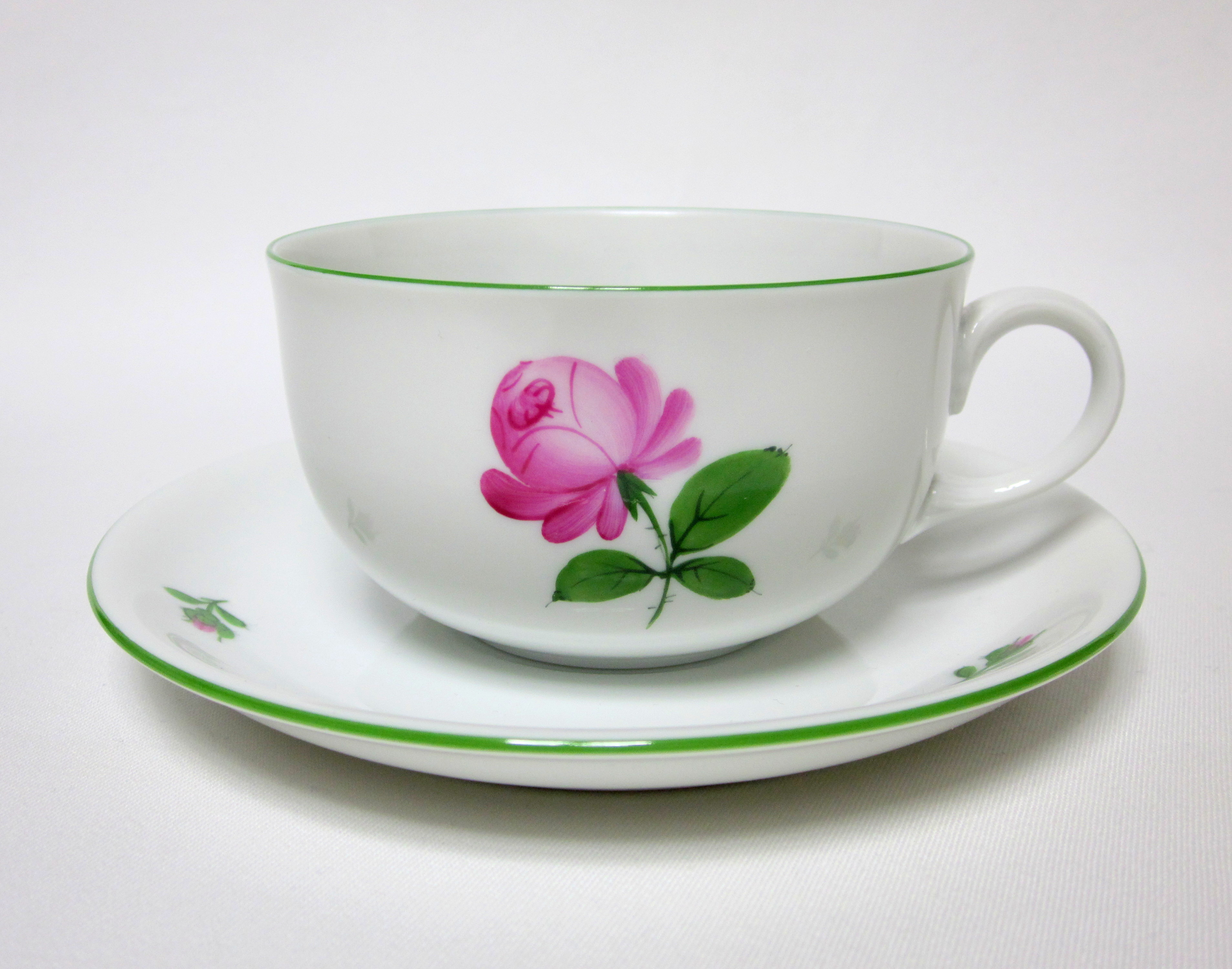 アウガルテン（Augarten）ウィンナーローズ ティーカップ＆ソーサー