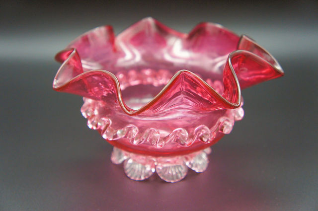 クランベリーグラスボウル 英国アンティークとヴィンテージワインの