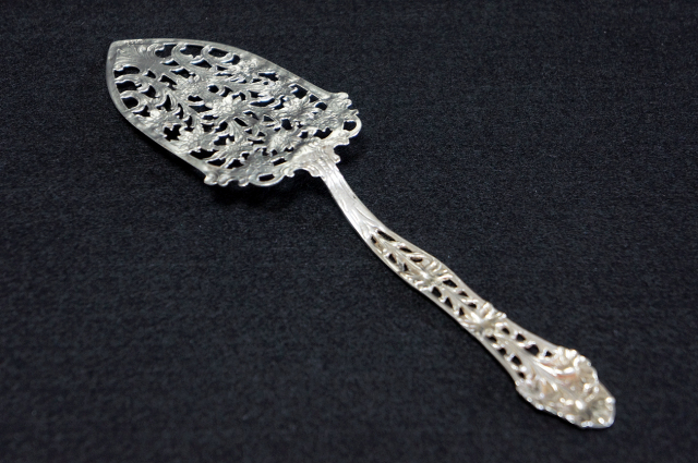 シルバー ケーキサーバー 英国アンティークとヴィンテージワインの