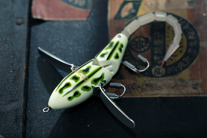 ホワイトファルコン90：グロウケントフローターカラー FROG