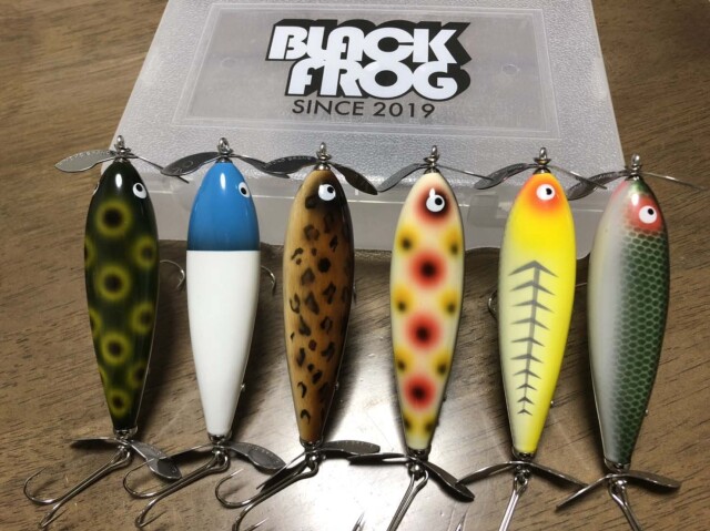 トップウォータールアー FROG