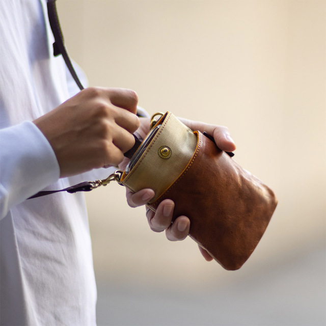 ウォークS』(全6色)キップワックス/持ち歩くポケット スマホのため