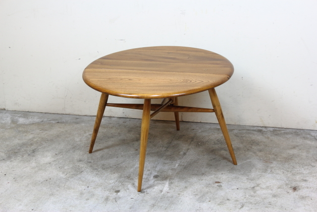 イギリス アーコール社 ercol コーヒーテーブル（ハーフムーンテーブル