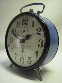 かわいい！セイコー JAPAN 目覚まし時計（青色） SEIKO CORONA 動作