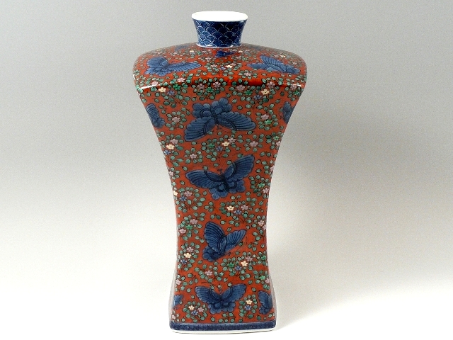 村上玄輝 作品】朱濃蝶花文 尺角型花瓶