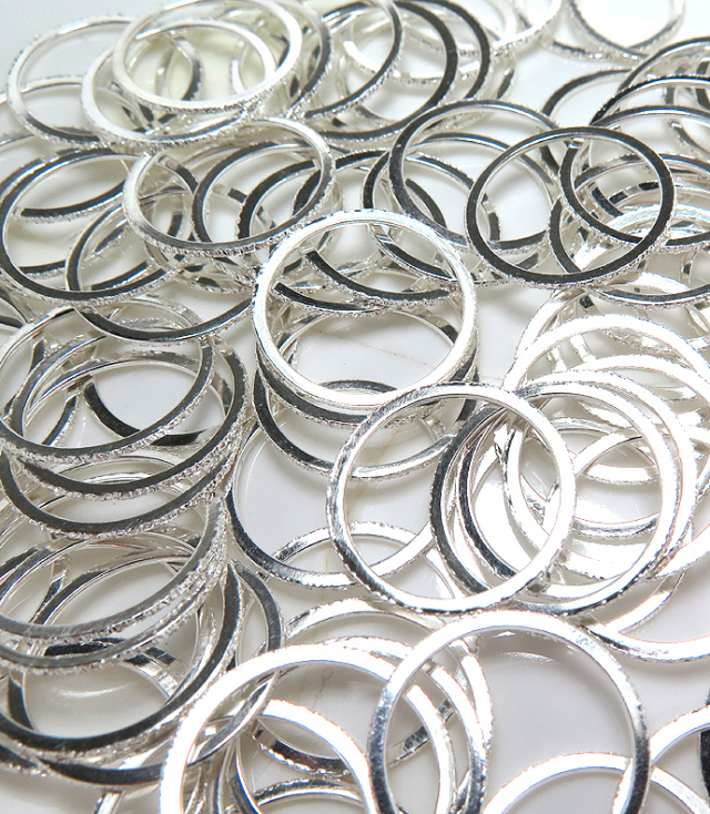 シルバーリング（クローズ）（スターダスト）（内径16mm/線径1.2mm