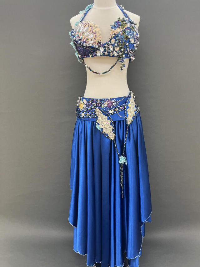 ベリーダンス衣装】装飾が華やか！エレガントなロイヤルブルー の