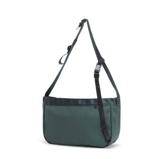 クローム ニュースペーパーメッセンジャー スモール CHROME NEWSPAPER