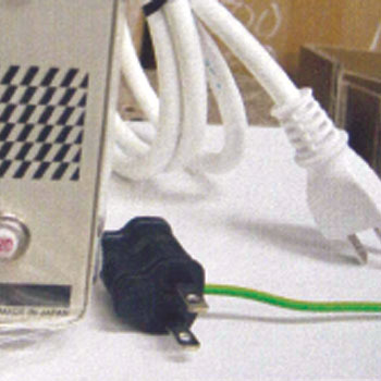 AU-1500AP｜電圧の違う外国の電気製品が日本で使用可能に 120V対応