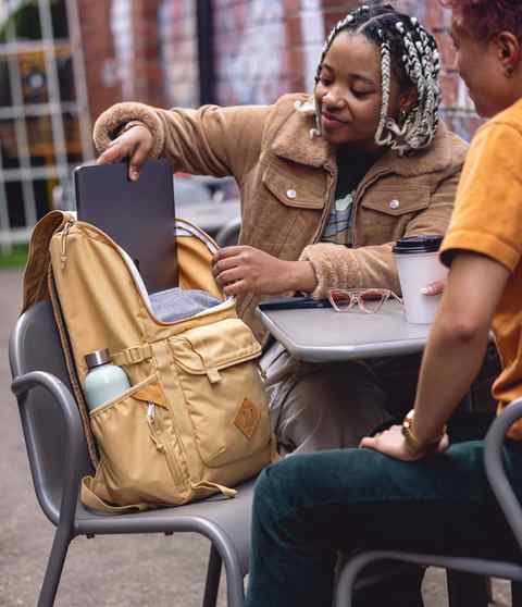 HATCHET （ハチェット） CURRY（黄色） |【公式通販】JANSPORT（ジャン