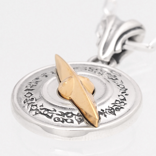 ZERO エンブレム ペンダント