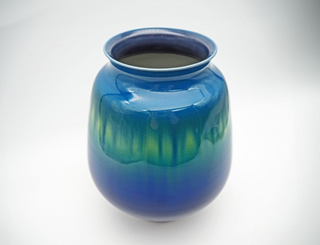 碧明燿彩花瓶 / 三代・徳田八十吉 かぶらきでしか買えない