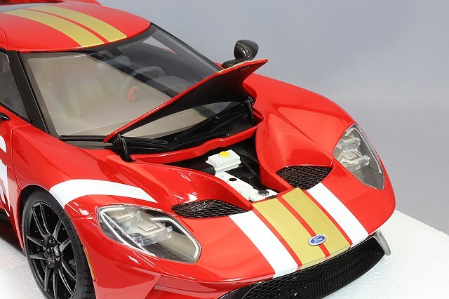 オートアート コンポジット 1/18 フォード GT 