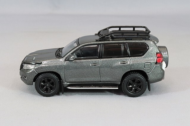 GCD 1/64 トヨタ ランドクルーザー プラド 150 グレー