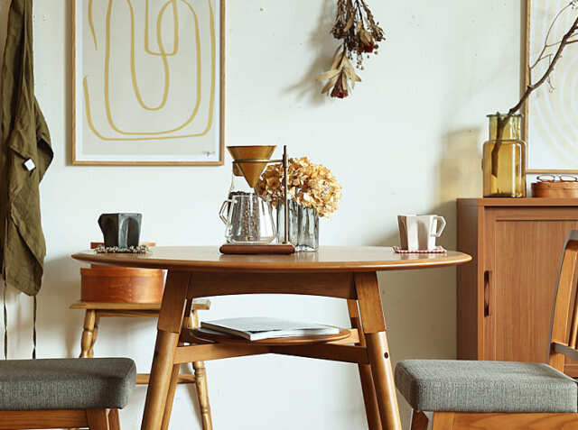 円形ダイニングテーブル Noram(ノラム)｜北欧・ヴィンテージインテリア