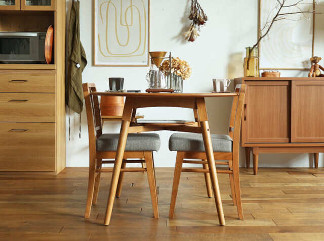 円形ダイニングテーブル Noram(ノラム)｜北欧・ヴィンテージインテリア