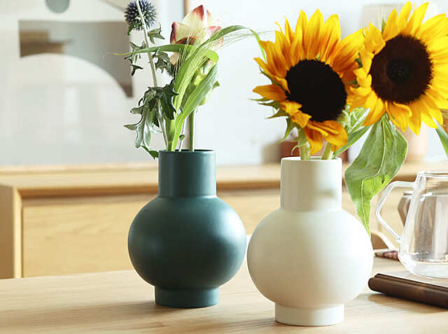 raawii（ラーウィー） Strom フラワーベース Sサイズ｜北欧