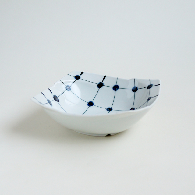 波佐見焼 福峰窯 点格子 渕取多用鉢